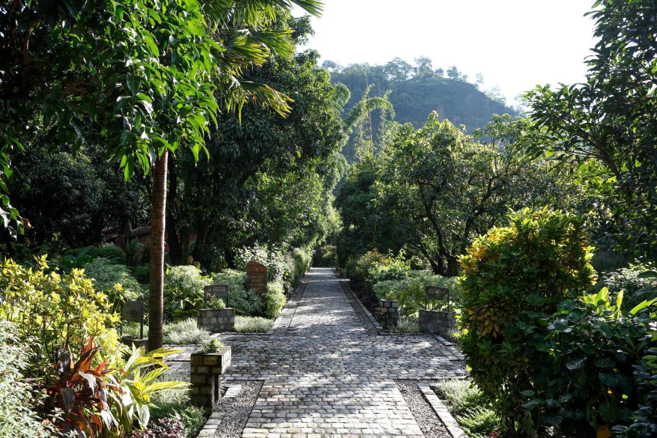 Taj Corbett Resort And Spa Uttarakhand Rāmnagar Buitenkant foto