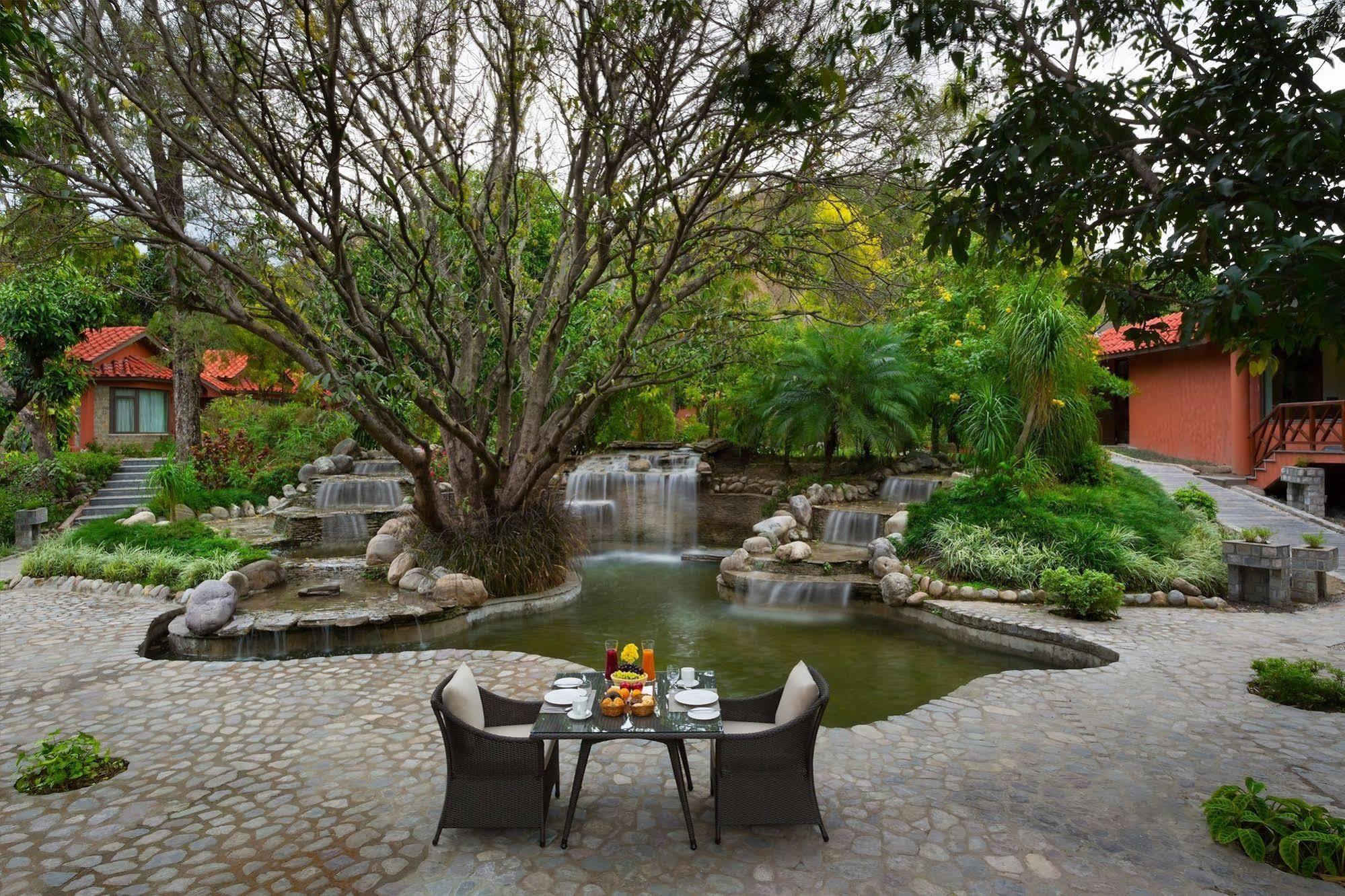 Taj Corbett Resort And Spa Uttarakhand Rāmnagar Buitenkant foto